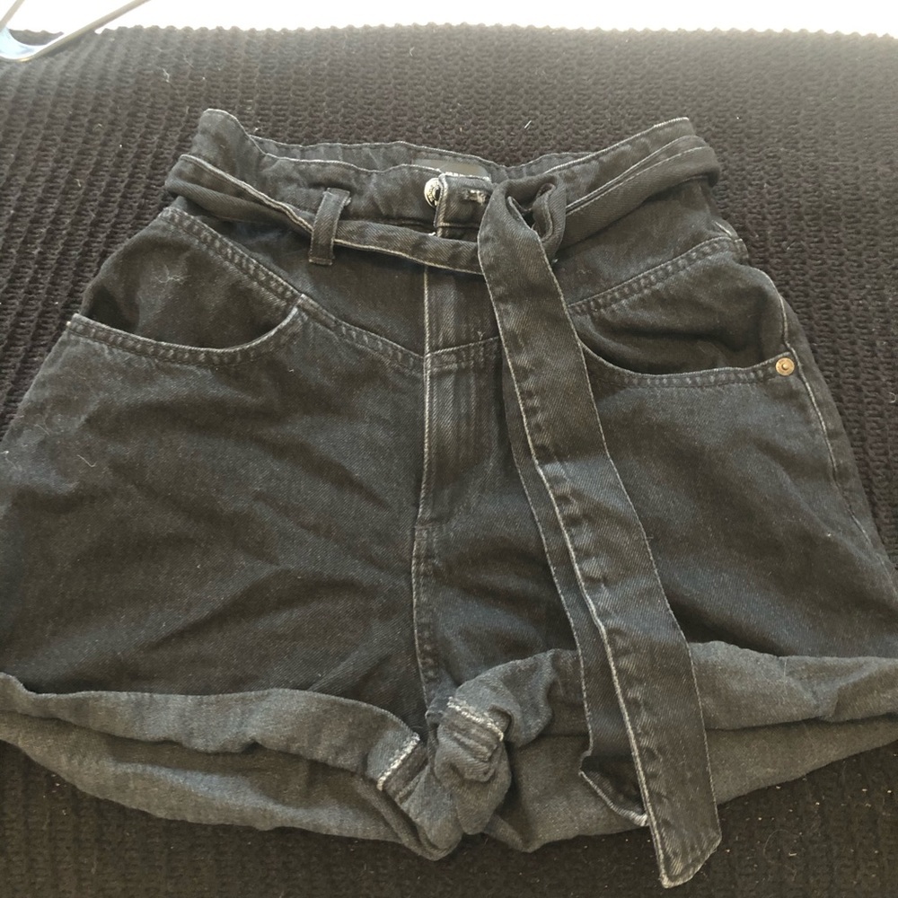 High waisted paper bag shorts